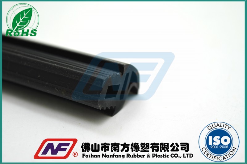 淺談新型汽車(chē)橡膠密封條的材質(zhì)小知識(shí)