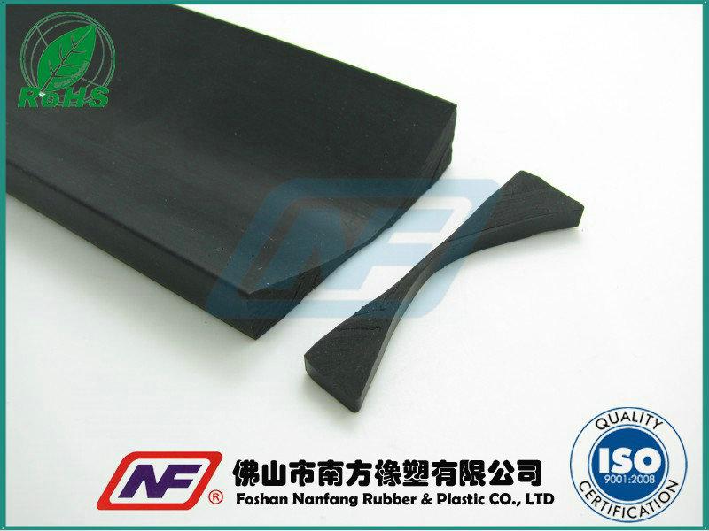 三個(gè)橡膠生產(chǎn)國擬設(shè)立新交易平臺