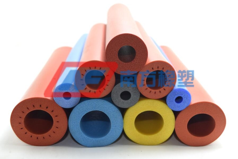 南方橡塑硅膠發(fā)泡管skr，引領橡塑制品專屬定制時代！