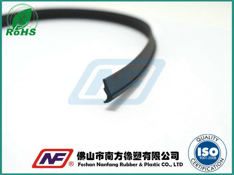 為什么要對硅膠發(fā)泡條進行保養(yǎng)？